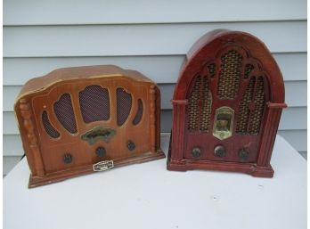 Reproduction Antique Radios - Untested