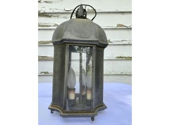 Outdoor Coach House Style Lantern Light