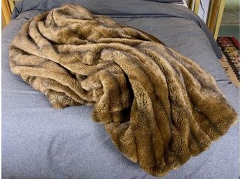 Faux Fur King Bedspread With Velvet