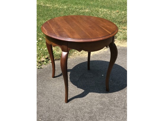 Lovely Vintage 1940-1950 Round French Style Side Table With Cabriole Legs Solid Mahogany - NICE !