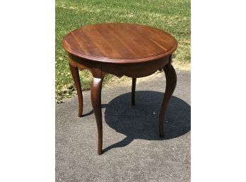 Lovely Vintage 1940-1950 Round French Style Side Table With Cabriole Legs Solid Mahogany - NICE !