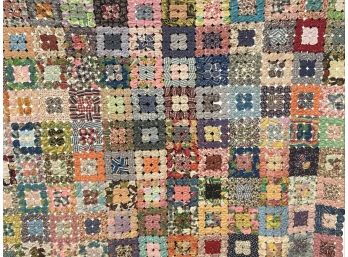 Beautiful Antique Smaller Quilt - Stored In Cedar Chest For 60 Years - Great Colors - Properly Stored