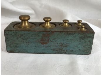 Very Nice Antique Brass Scale Weights In Original Holder  - Heaviest Weight Is One Kilogram - GREAT OLD SET !