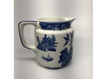 Early 20th Century Semi Vitreous Buffalo Pottery Blue Willow Jug (c. 1911)