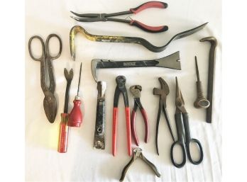Mixed Tool Lot With Crowbars, Tin Snips, Pliers, Nail Pullers & More
