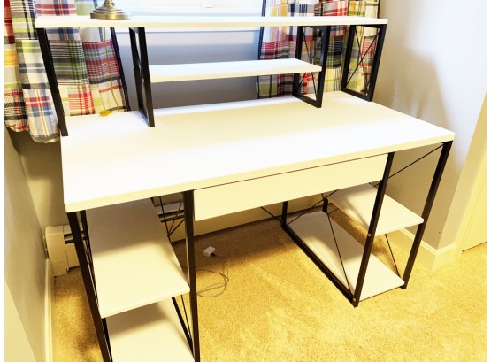Modern Black/White Desk (1 Of 2)