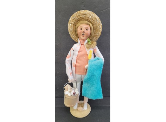 Byers Choice Caroler - Shell Collector Lady