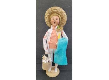 Byers Choice Caroler - Shell Collector Lady
