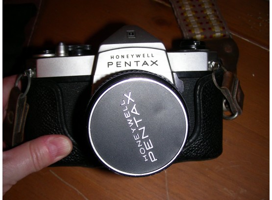 Honeywell Pentax Screw-mounted Camera With Case