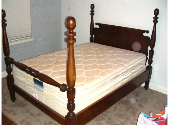 Full Four-post Bed