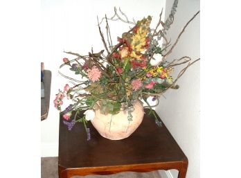 Floral Centerpiece Arrangment In Ceramic Pot