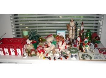 Lot: Christmas Decorations