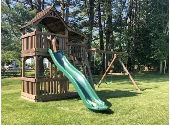 Great Outdoor Company Swingset- Fort  -Playhouse- Slide -Climber - 23x20 -