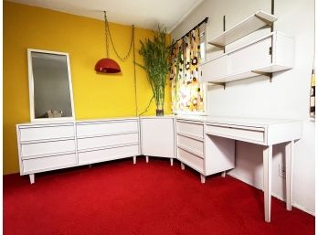 An Amazing Mid Century Modern Formica Bedroom / Office 'L' Setup