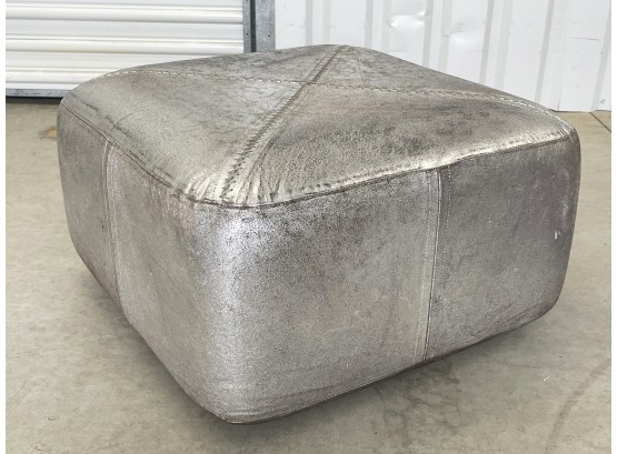 A Glamorous Modern Silver Toned Leather Pouf
