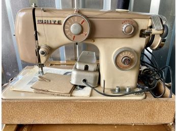 Vintage White Model 2838 Sewing Machine In Box