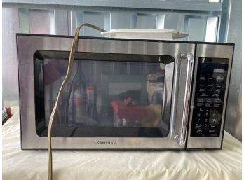 Microwave With Heat Back