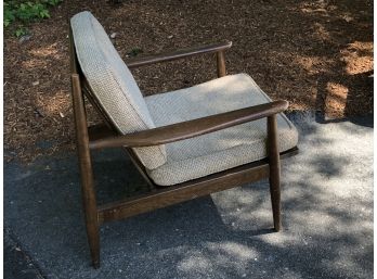 Original Vintage 1960's Danish Mid Century Modern Slat Back Walnut Lounge Chair By Viko Baumritter