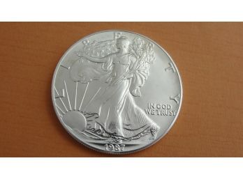 1987  US Silver Eagle 1 Troy Ounce .999 Fine Silver Coin