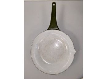 Vintage Avocado Green Cast Iron Enamelware Skillet