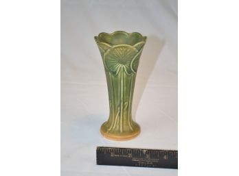 Weller Pumila Collection Lily Pad Vase
