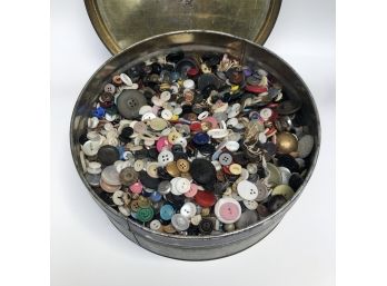 Large 6 Pound Fruit Cake Tin Filled With Vintage And Antique Buttons