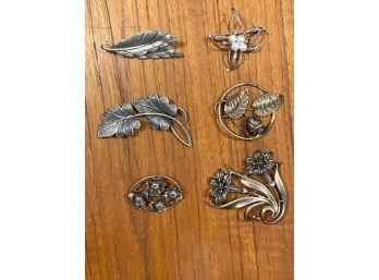 Lot Of Vintage Sterling Silver Flower And Leaf Brooches Pins.