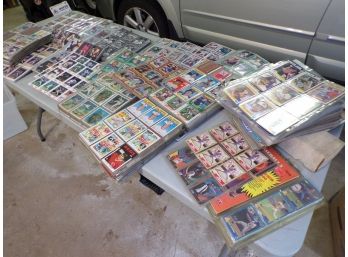 Large Table Lot Of Sports Cards In Pages .Football, Baseball Cards, Ect