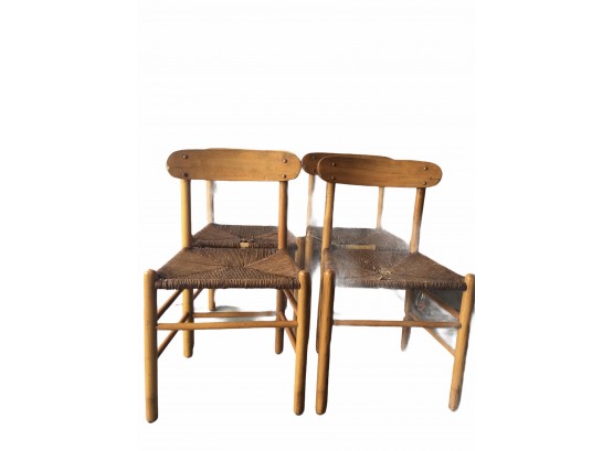 Set Of 4 Mid-Century Modern MCM J39 Chairs By Borge Mogensen.