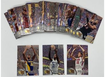96 Fleer Ultra 1995-1996 Basketball Cards: Antonio Davis, Kevin Garnett, Shawn Bradley & More
