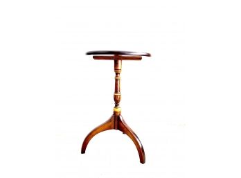 Hitchcock Accent Tri-footed Table