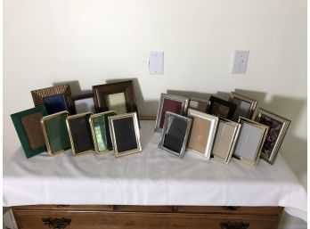 Lovely Collection Of 17 Contemporary 4x6 Table Top Frames