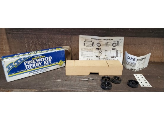 Pinewood Derby Car Kit Cub Scouts Official Grand Prix With Materials For One Model Racing Car