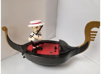 Motorized Singing Floating Gondolier Pool/tub Toy