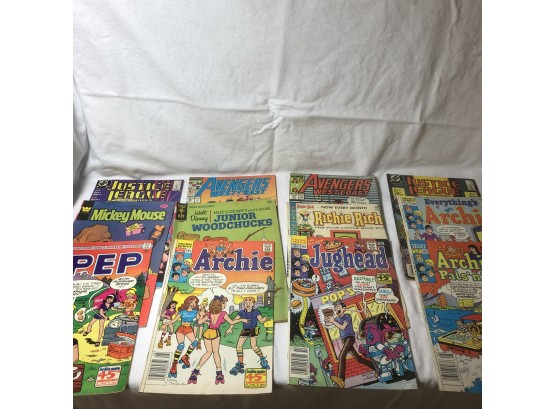 Archie, Mickey Mouse, Avengers And Justice League Comic Lot