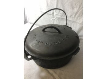 Griswold #9 'Tite-Top' Dutch Oven With Lid