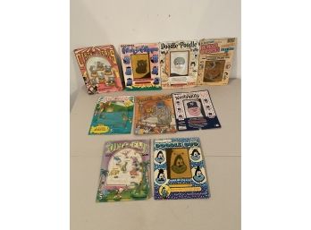 Collection Of Vintage Magnetic Doodle Drawing Toys & More