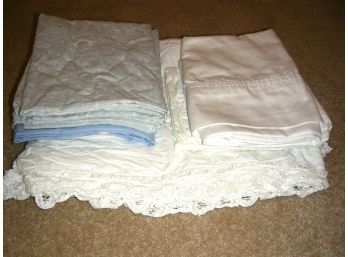 Cotton Bedspread Or Dust Ruffle Plus 8 Pillowcases