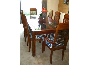 Singer Furniture Division Dining Table With 8 Chairs And Leaf (1975)