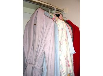 Lot Of Women's Sleepware: Bathrobes, Dressing Gowns (Ugg, Victoria Secret, Miss Elaine, Page Lewin, Adonna