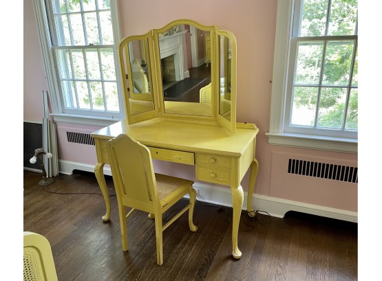 1970s Sligh Furniture Chinoiserie Style Yellow Lacquered Desk / Vanity With Attached Mirror & Caned Chair