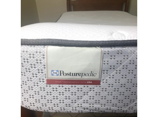 Sealy Posturepedic Twin Size Mattress And Box Spring