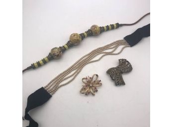 Unique Antique / Vintage Jewelry Lot, Necklaces And Broaches, 4 Pieces