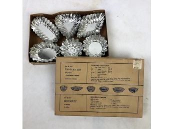 Vintage G.Fox And Co Tartlet Tins No. B 212, 36 Pieces - Original Box