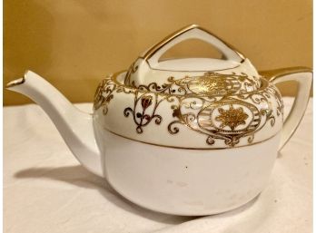 Noritake 16034 Japan Teapot With Gold Accents