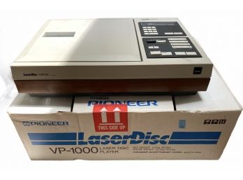 Vintage Pioneer VP-100 Laser Disc Player