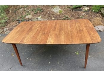 Vintage Danish Modern Walnut Dining Room Table With 2 Leaves 72.5' X 42' X 30'