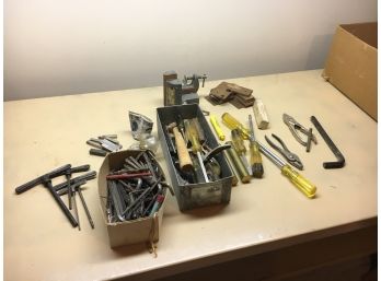 Big Lot Of Tools And Machinist Stuff Including A Vise