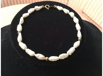 Freshwater Pearl Bracelet With 14K Gold Clasp