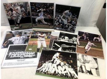 Yankees Lot, Autographs And Commemorative Photographs, 12 Pieces
